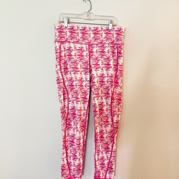 Vineyard Vines Watercolor Lines Printed Performance Leggings - Picture 5 of 8